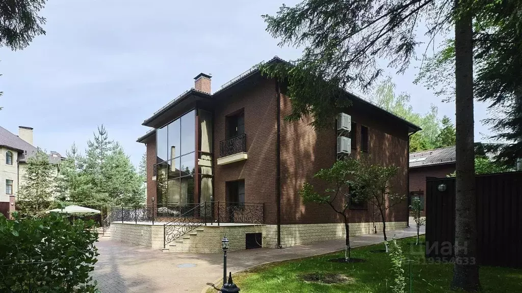Коттедж в Московская область, Одинцовский городской округ, д. Сивково, ... - Фото 1