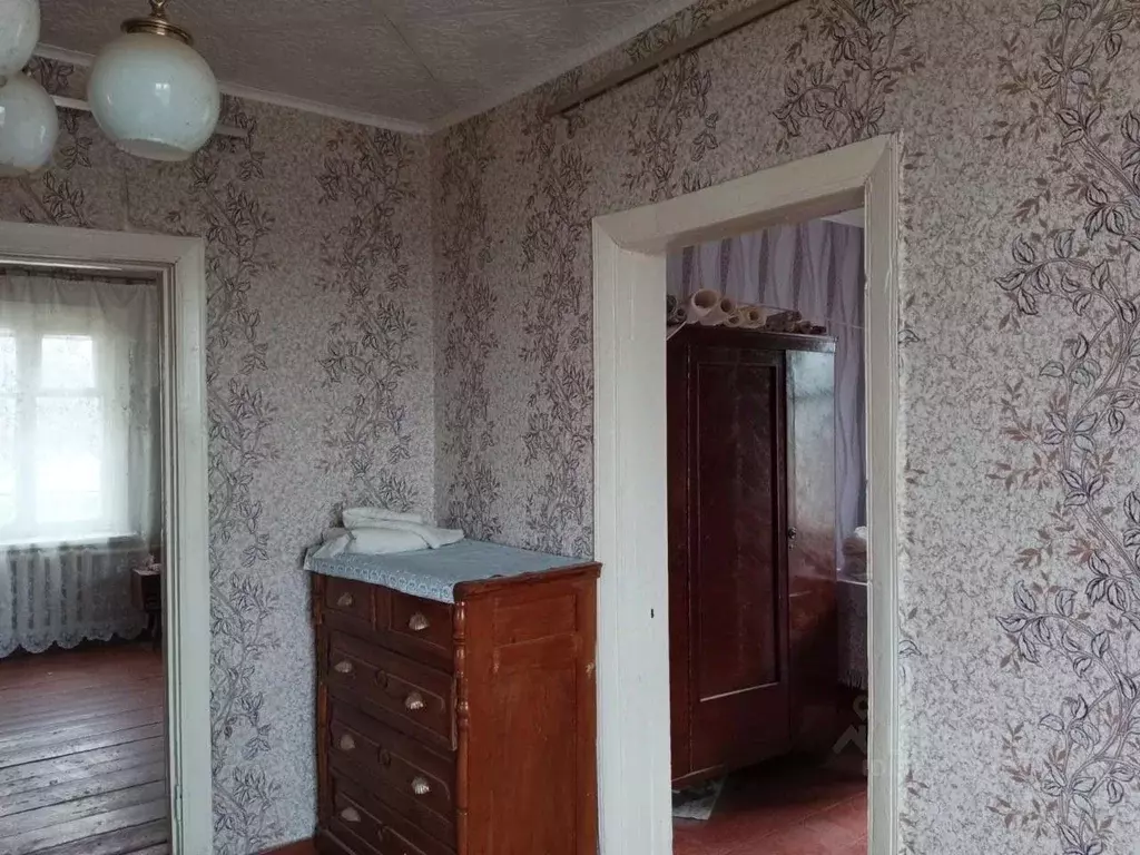 Дом в Курская область, Тим рп ул. Красноармейская (50 м) - Фото 1
