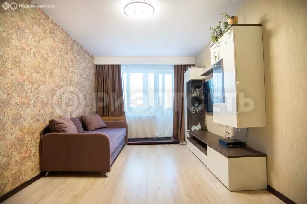 3-комнатная квартира: Мурманск, проезд Связи, 7 (60 м) - Фото 1