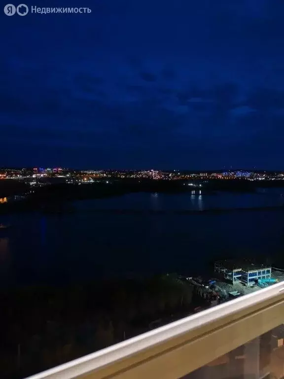 2-комнатная квартира: Иркутск, Верхняя набережная, 165/2 (48.3 м) - Фото 2