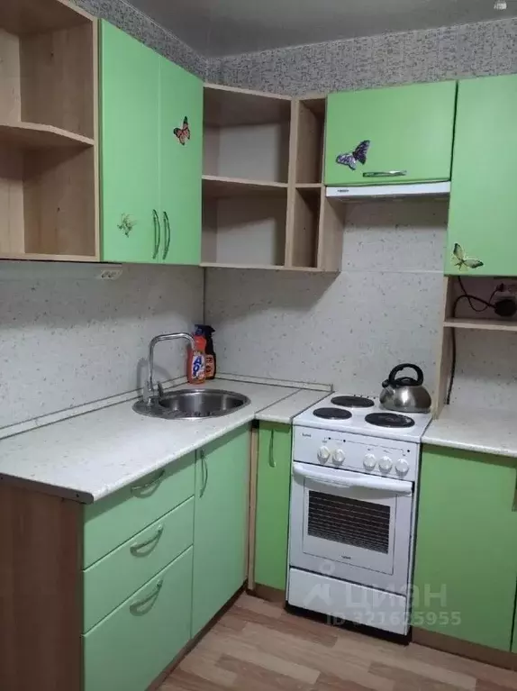 1-к кв. Курганская область, Курган Заозерный жилрайон, 7-й мкр, 15 ... - Фото 0