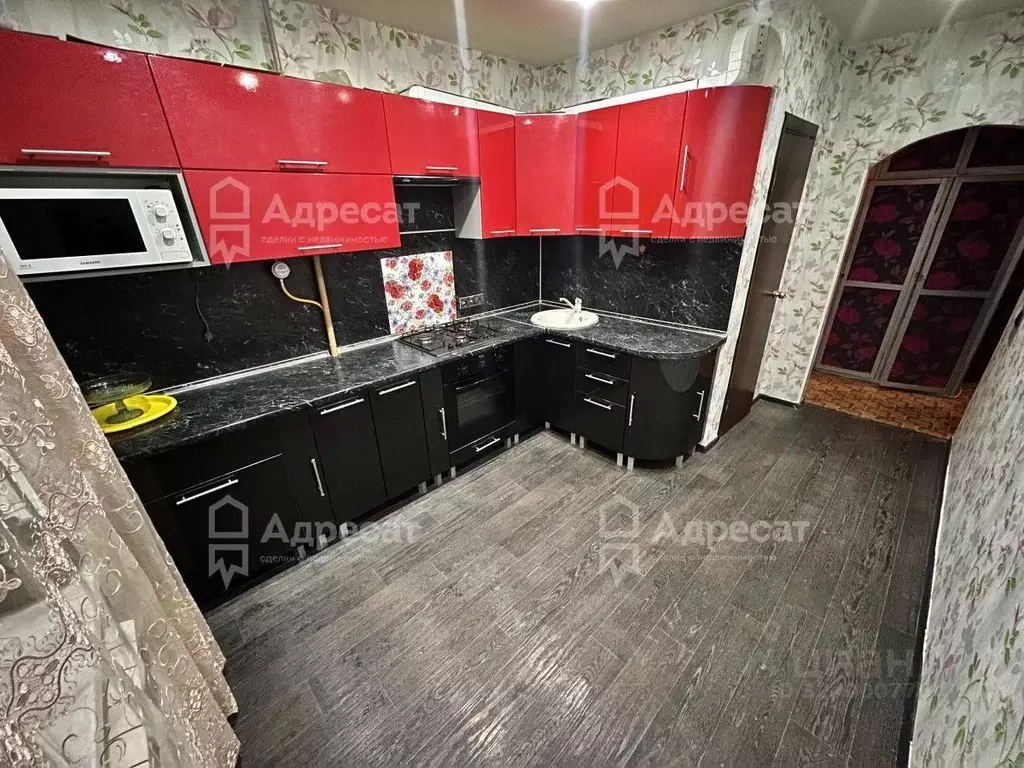 4-к кв. Волгоградская область, Волгоград Семь Ветров мкр, ул. ... - Фото 2