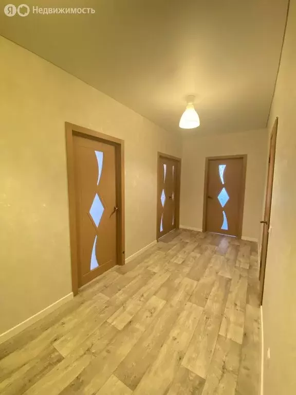 3-комнатная квартира: Йошкар-Ола, улица Эшкинина, 25 (89 м) - Фото 1