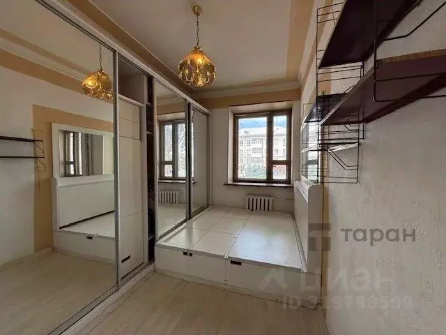 Комната Челябинская область, Челябинск ул. Воровского, 57 (11.6 м) - Фото 1
