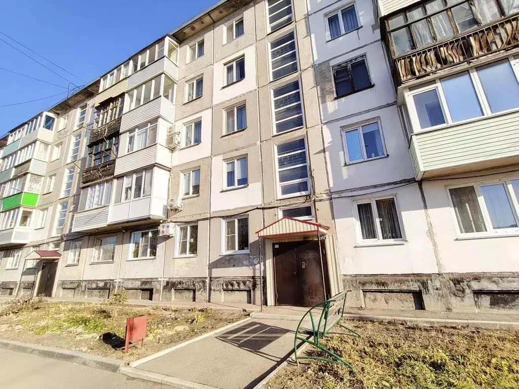 4-к кв. Алтайский край, Рубцовск ул. Громова, 36 (58.0 м) - Фото 1