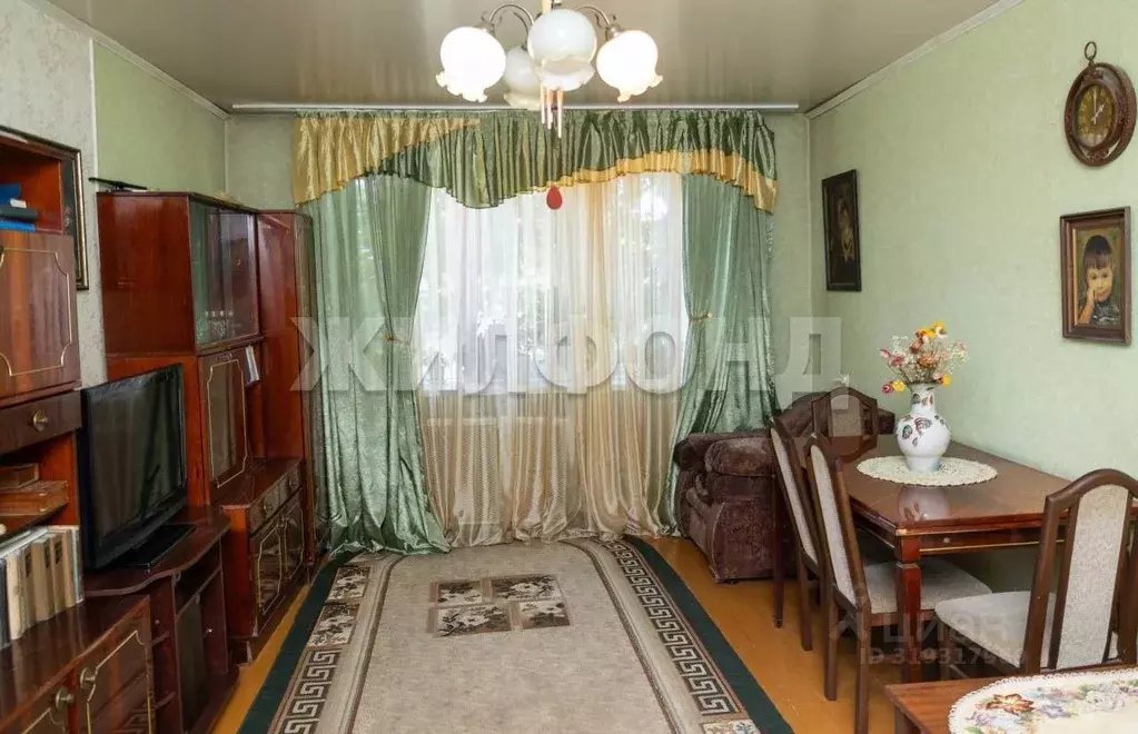 2-к кв. Алтайский край, Барнаул ул. Союза Республик, 12 (50.0 м) - Фото 0