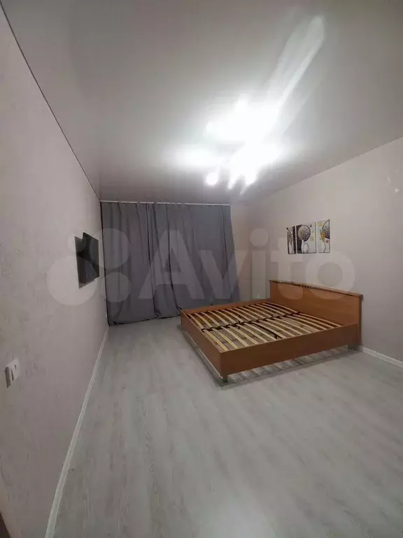 1-к. квартира, 40 м, 4/10 эт. - Фото 1