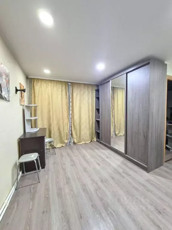 1-к кв. Удмуртия, Ижевск Строитель жилрайон, Городок Строителей мкр, ... - Фото 2