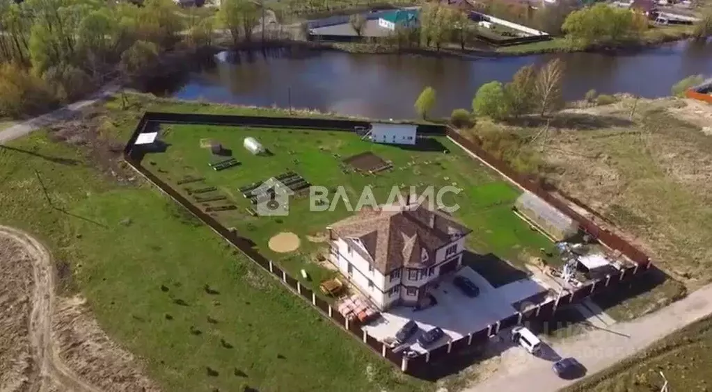 Дом в Владимирская область, Муром с. Ковардицы,  (316 м) - Фото 1