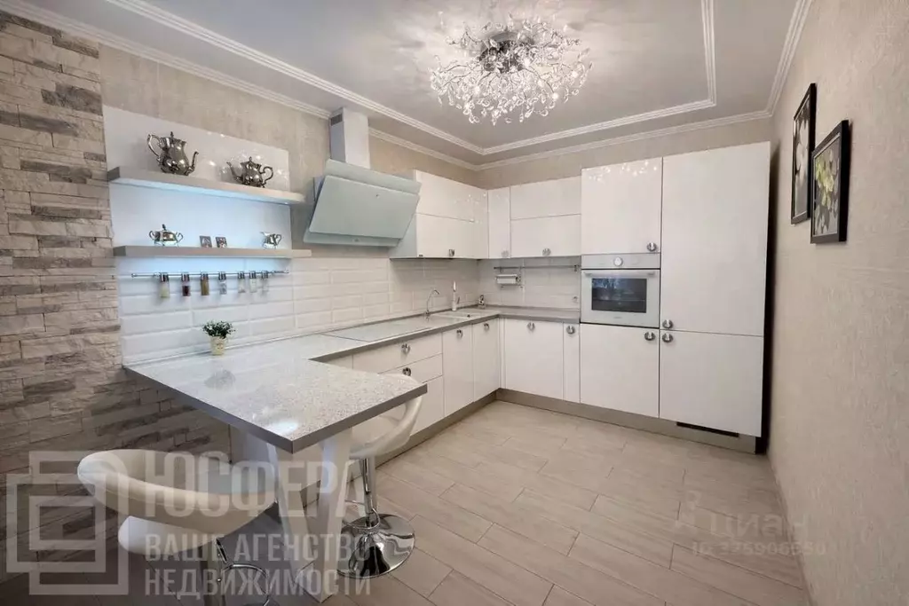 3-к кв. Волгоградская область, Волгоград бул. Энгельса, 34Д (154.0 м) - Фото 0