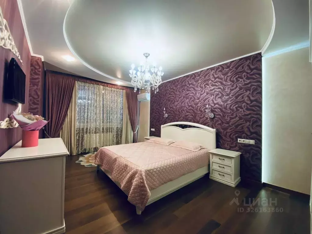 2-к кв. Краснодарский край, Краснодар ул. Кожевенная, 26 (84.0 м) - Фото 1