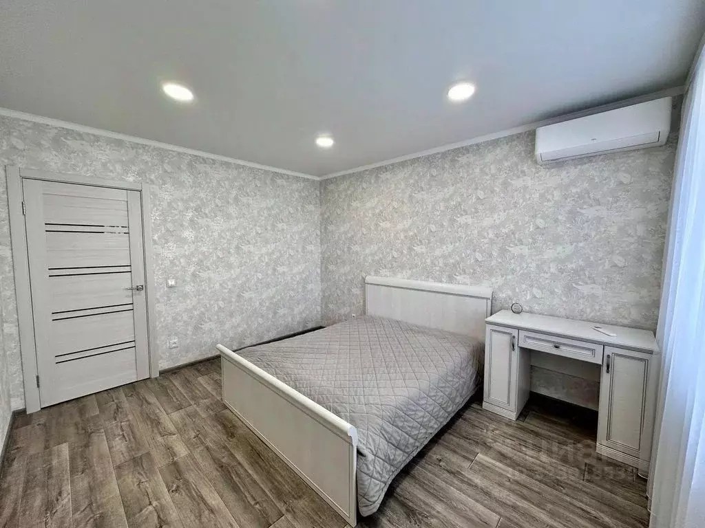 2-к кв. Оренбургская область, Оренбург Пролетарская ул., 298 (64.3 м) - Фото 1