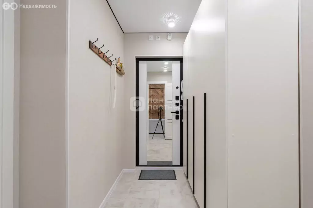 1-комнатная квартира: Мурино, улица Шувалова, 28 (38 м) - Фото 1