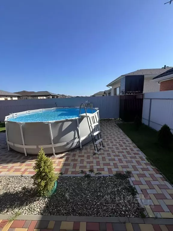 Дом в Краснодарский край, Динской район, с. Красносельское, Северный ... - Фото 1