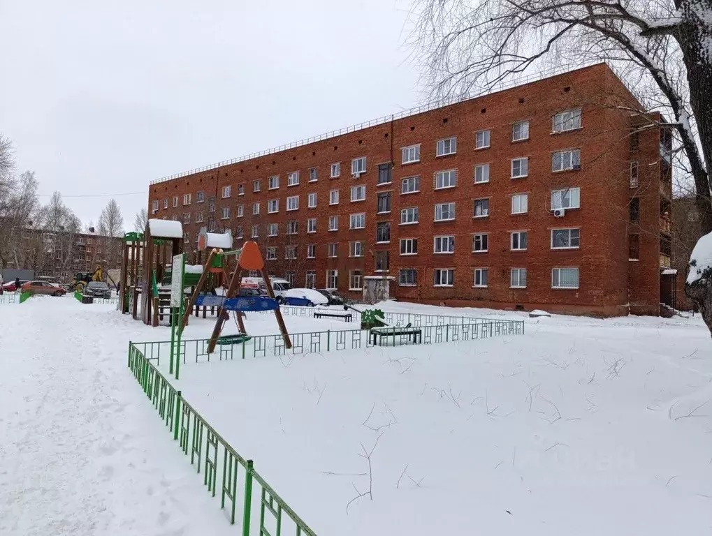Комната Омская область, Омск пос. Амурский, ул. Нахимова, 57А (12.5 м) - Фото 1