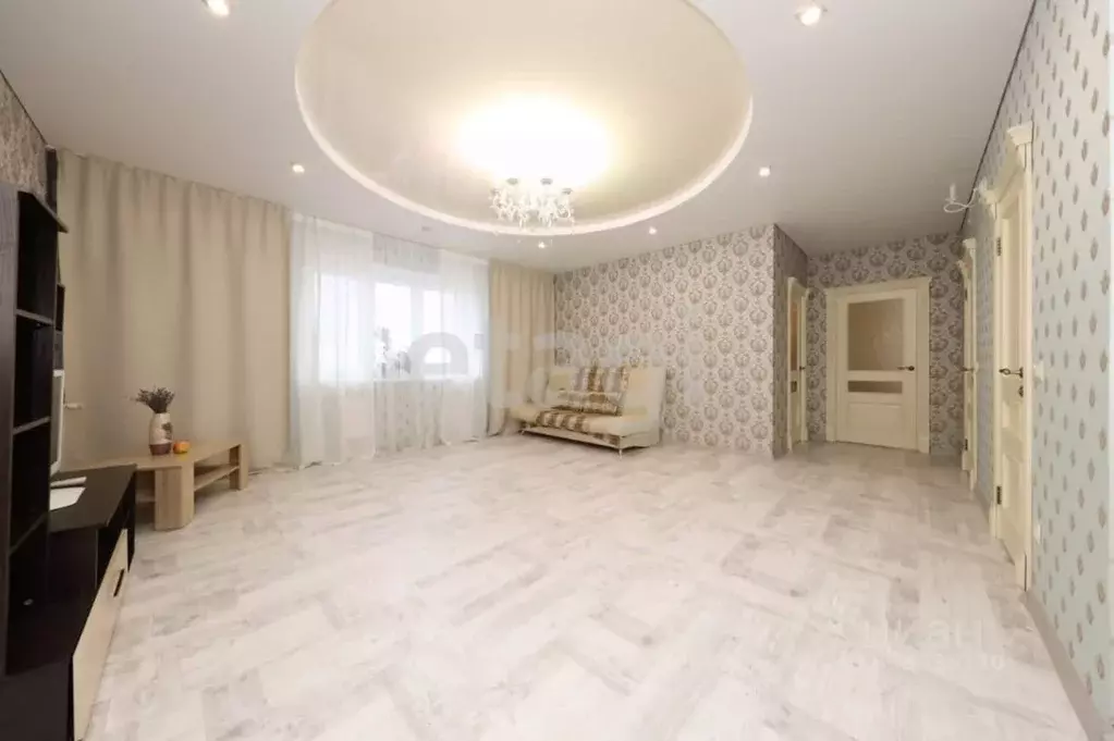 3-к кв. Брянская область, Брянск ул. Луначарского, 7А (100.0 м) - Фото 1