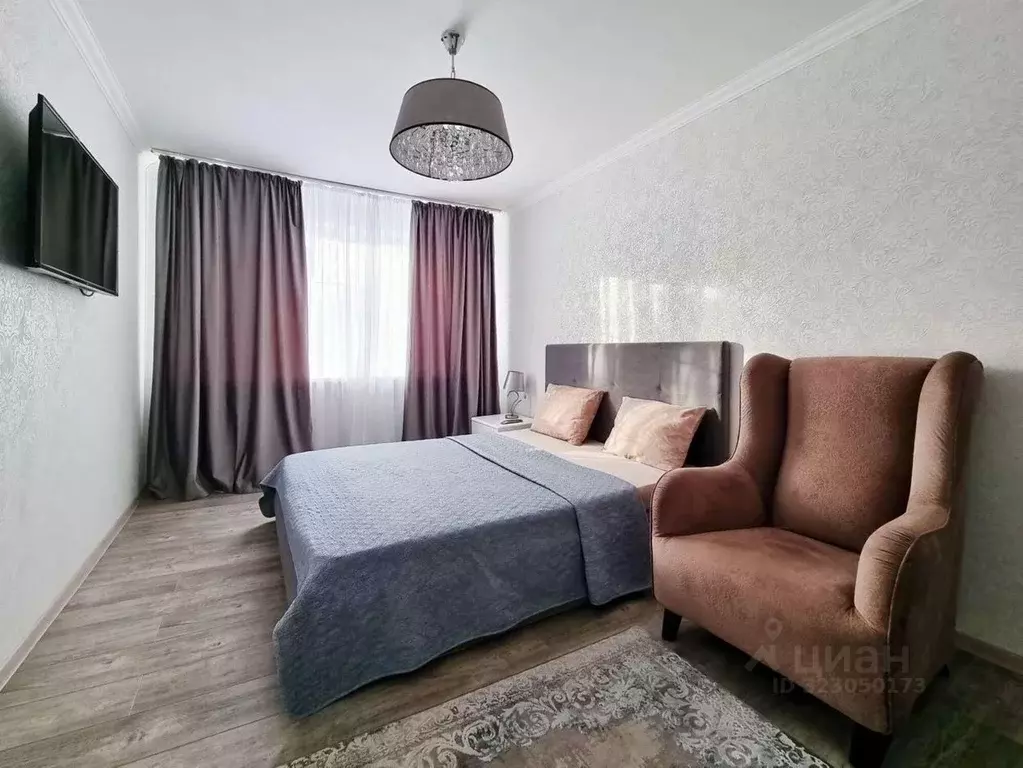 1-к кв. Сахалинская область, Южно-Сахалинск просп. Мира, 151А (33.0 м) - Фото 1