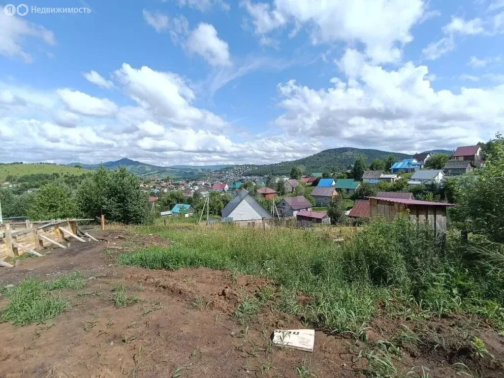 Участок в Горно-Алтайск, улица Аржана Адарова (8.1 м) - Фото 0