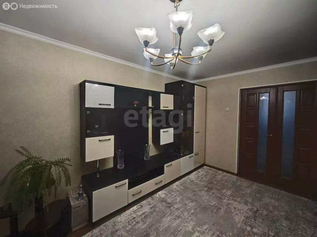 2-комнатная квартира: Каштановое, улица Богданова, 27 (50 м) - Фото 2