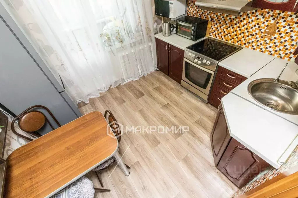 2-к кв. Ханты-Мансийский АО, Сургут ул. Просвещения, 37 (52.9 м) - Фото 0