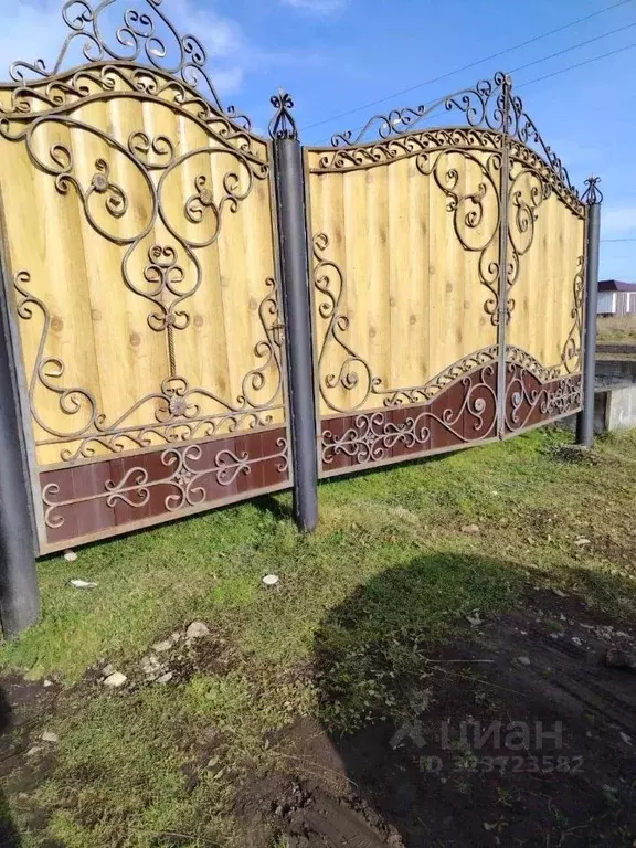 Дом в Башкортостан, Кигинский район, Арслановский сельсовет, д. ... - Фото 1