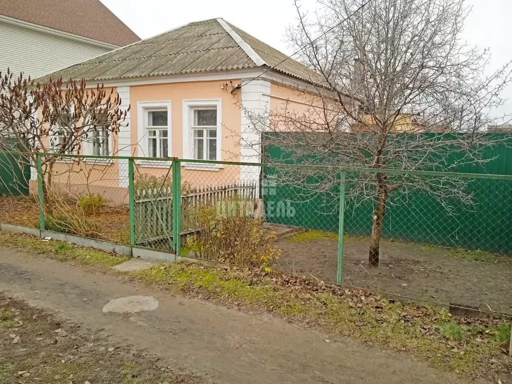 Дом в Воронежская область, Воронеж ул. Саврасова, 21 (71 м) - Фото 0