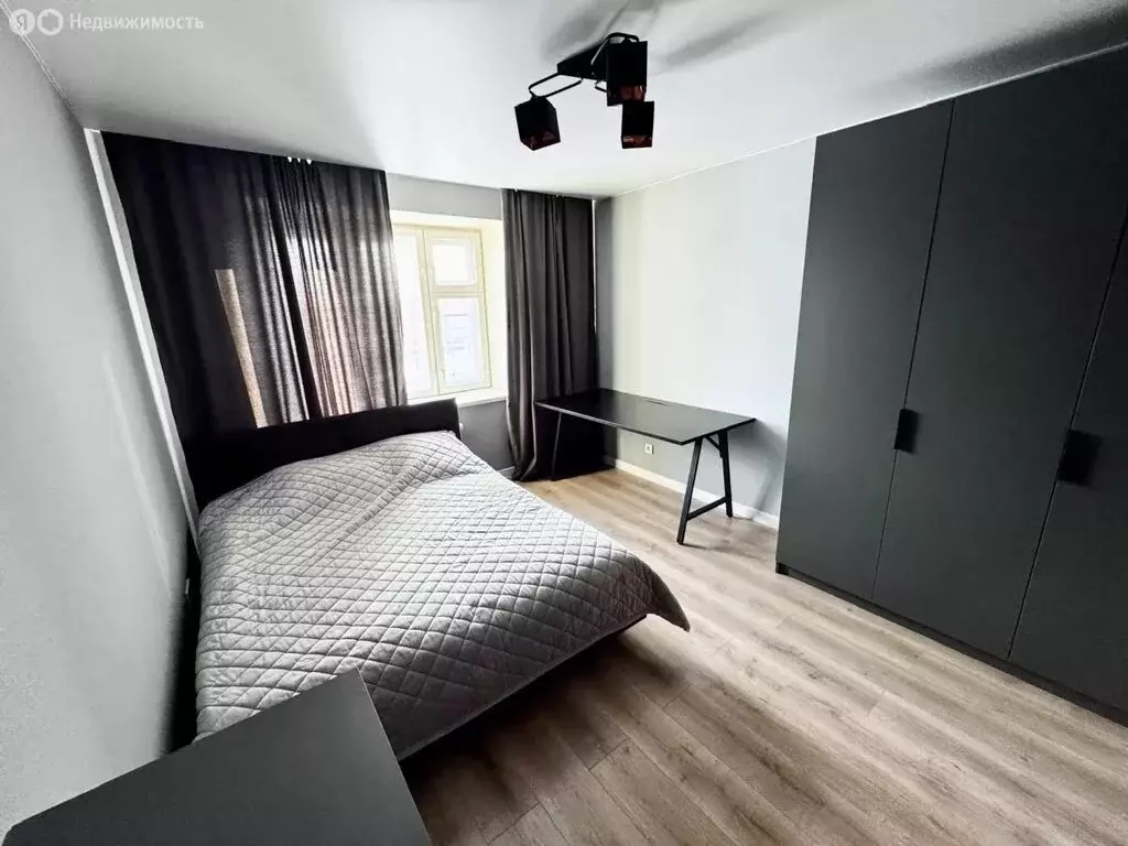 3-комнатная квартира: Новочебоксарск, улица 10-й Пятилетки, 46А (82.3 ... - Фото 2