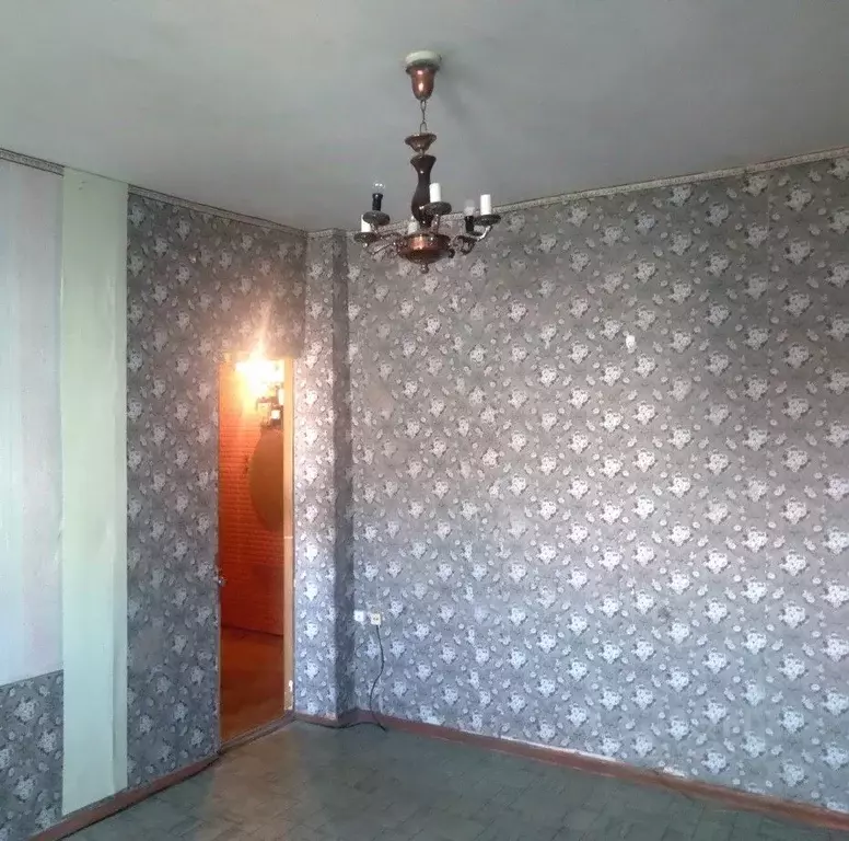 3-к кв. Волгоградская область, Волгоград ул. 7-й Гвардейской, 19А ... - Фото 0