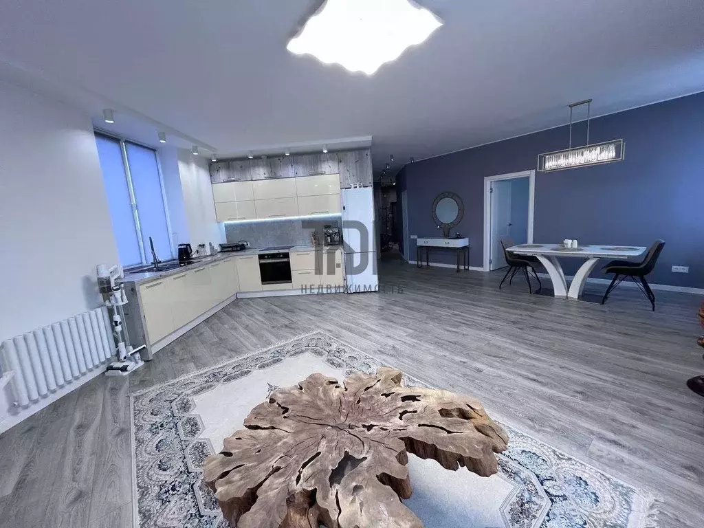 3-к кв. Волгоградская область, Волгоград просп. Маршала Жукова, 5 ... - Фото 1