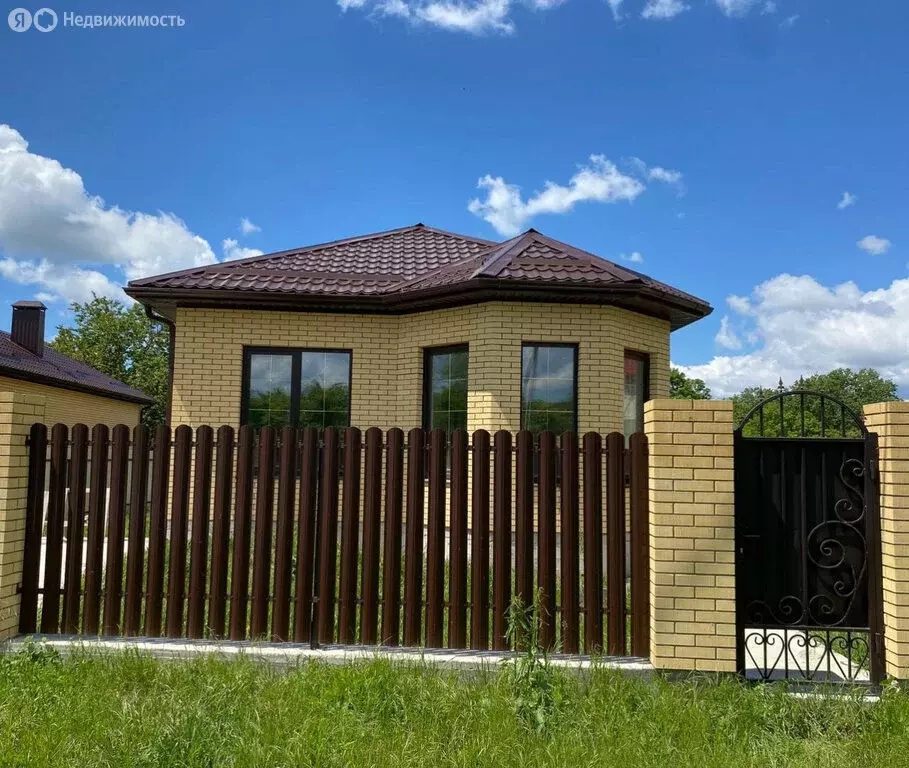 Дом в станица Гостагаевская, Лесная улица (110 м) - Фото 1