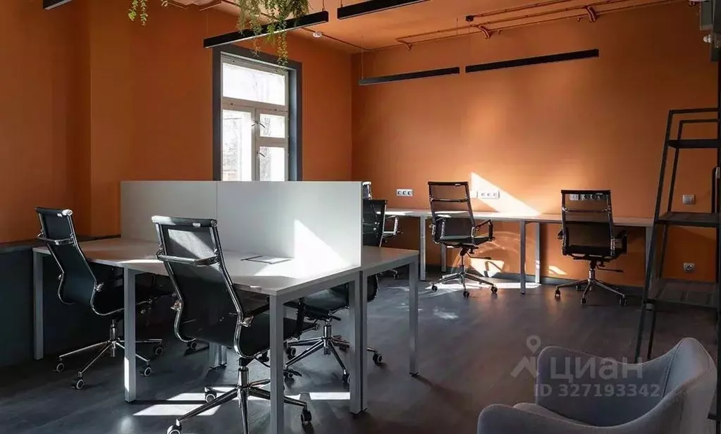 Офис в Санкт-Петербург Днепропетровская ул., 14Б (344 м) - Фото 1