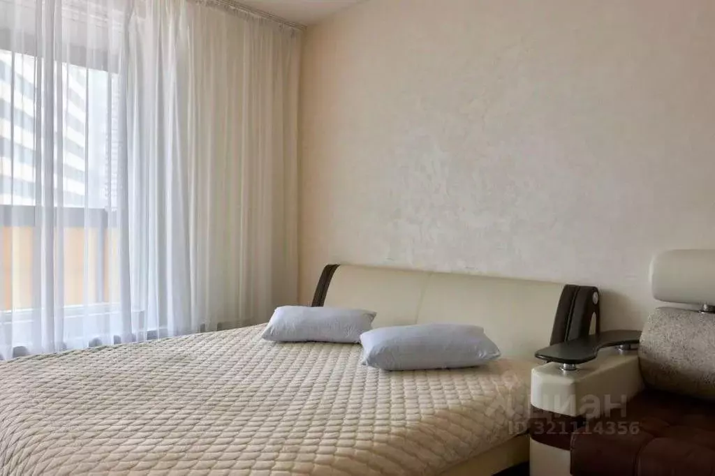 3-к кв. Татарстан, Казань ул. Сибгата Хакима, 60 (140.0 м) - Фото 1