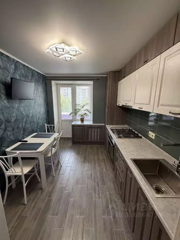 2-к кв. Саратовская область, Саратов Новоузенская ул., 63/65 (46.9 м) - Фото 0