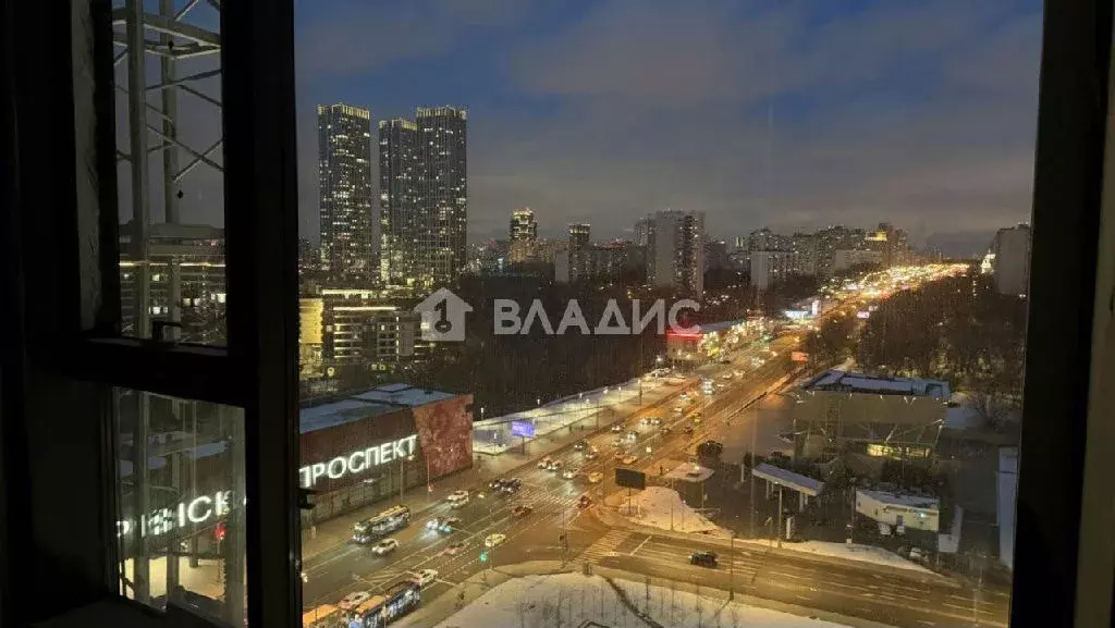 Продается 3-комнатная квартира - Фото 2