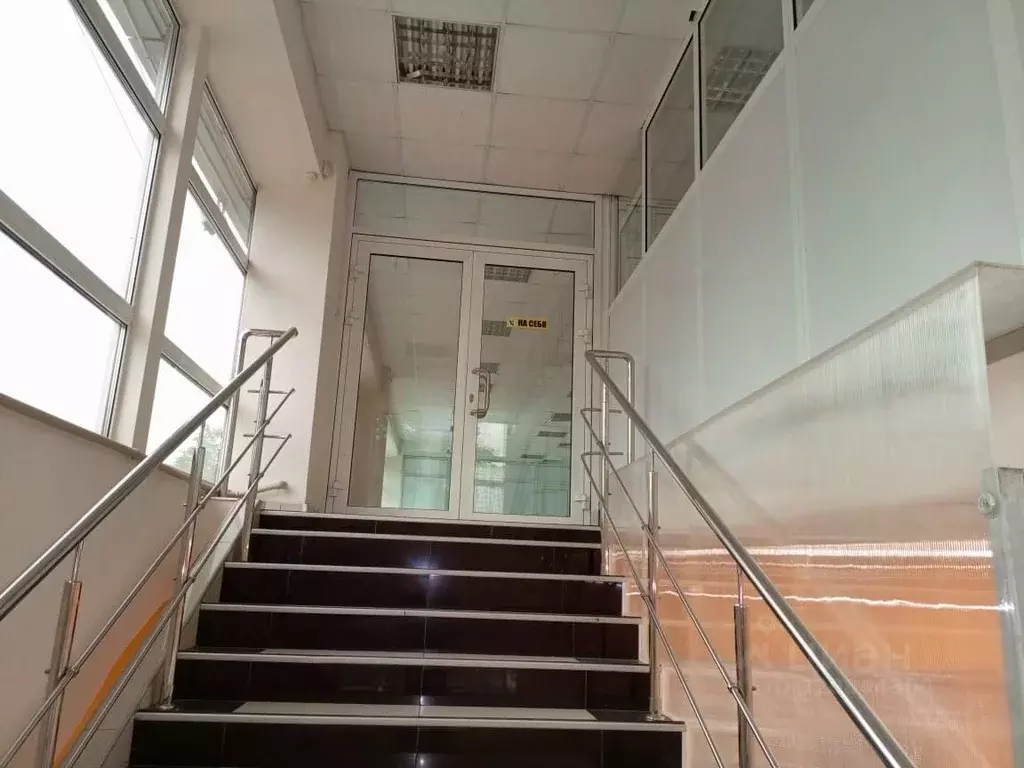 Офис в Саратовская область, Саратов ул. Большая Садовая, 168/174 (238 ... - Фото 1