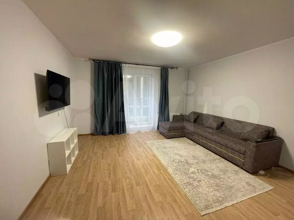 1-к. квартира, 67,9 м, 2/8 эт. - Фото 0