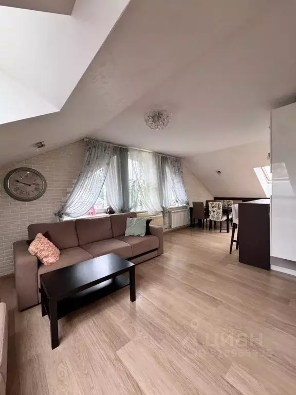 3-к кв. Кировская область, Киров ул. Свободы, 83 (87.5 м) - Фото 1