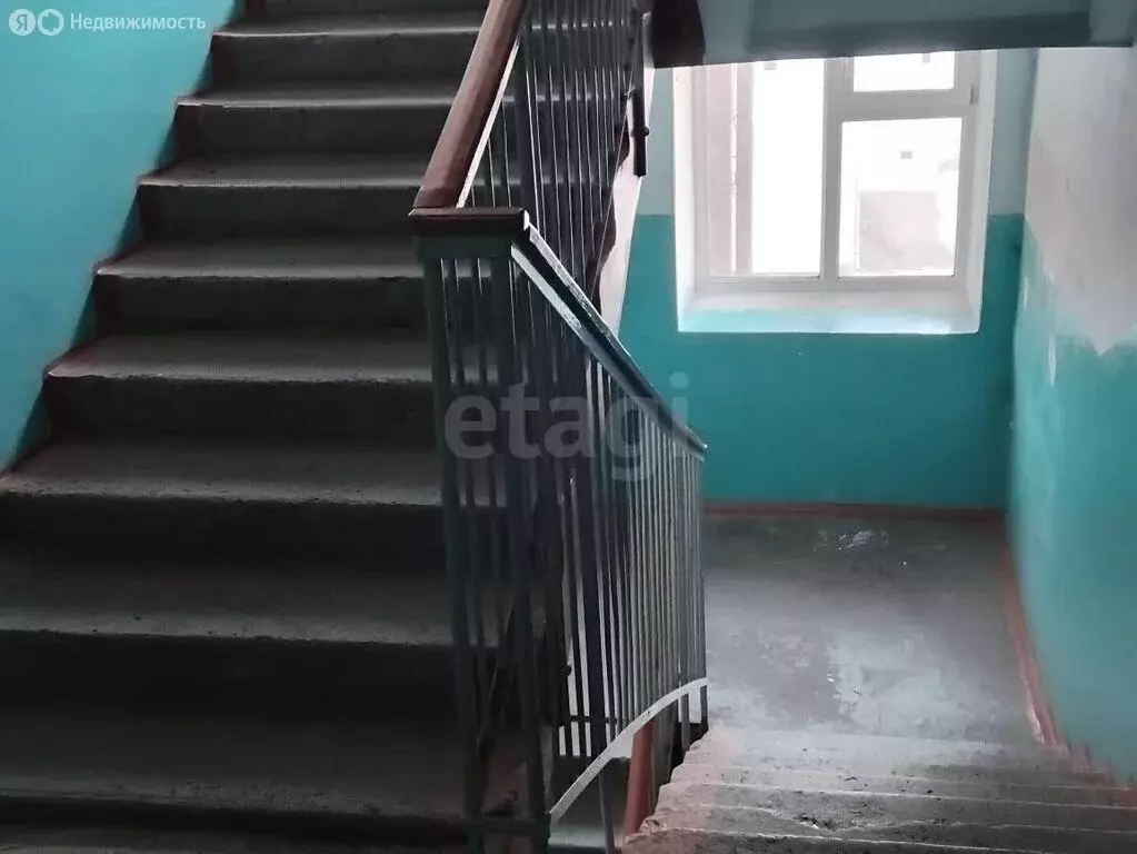 2-комнатная квартира: Улан-Удэ, улица Пугачёва, 57 (61.5 м) - Фото 1