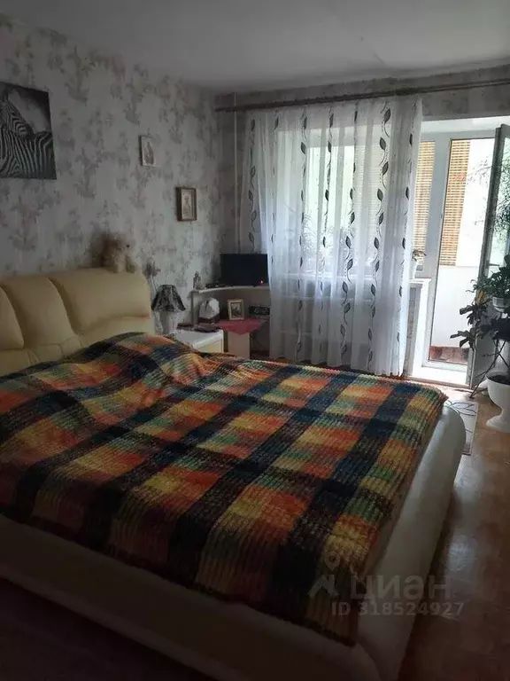 2-к кв. Хакасия, Сорск Усть-Абаканский район, ул. 50 лет Октября, 1 ... - Фото 0