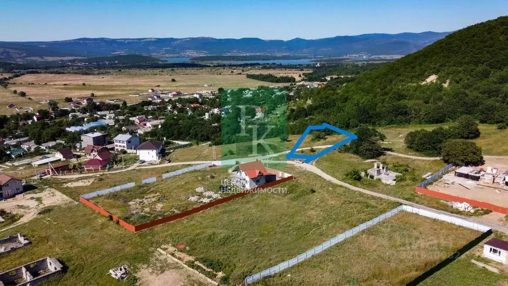 Участок в Севастополь с. Орлиное, ул. Цветочная, 47 (15.0 сот.) - Фото 0