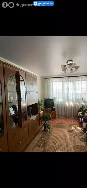 3-комнатная квартира: село Усть-Чарышская Пристань, улица Гагарина, 27 ... - Фото 1