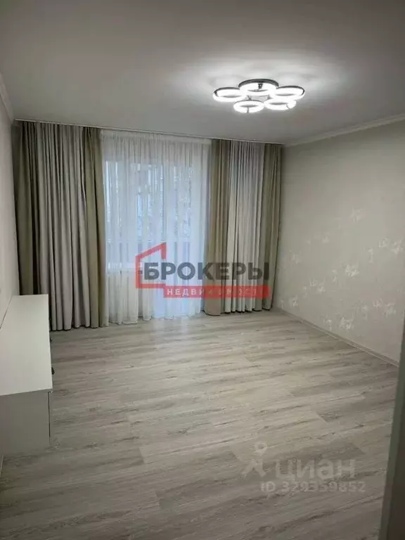 1-к кв. Севастополь просп. Генерала Острякова, 187 (40.0 м) - Фото 2