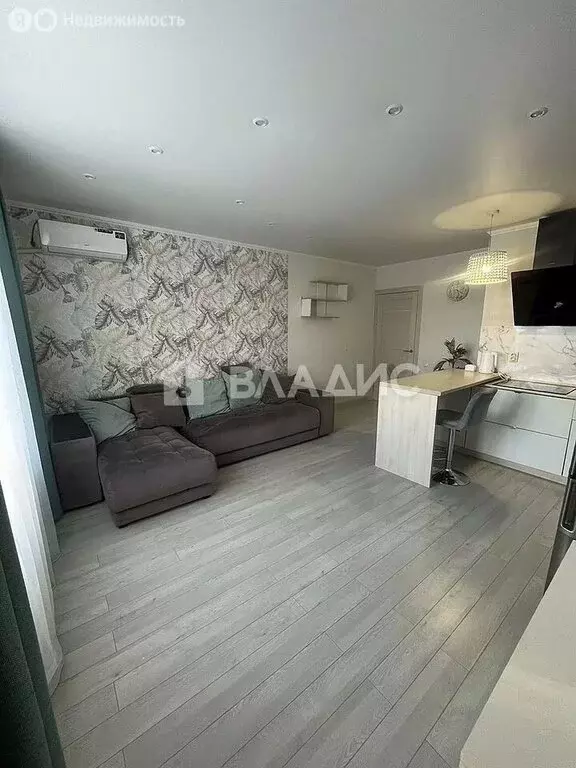 1-комнатная квартира: Тобольск, 15-й микрорайон, 37 (50 м) - Фото 1