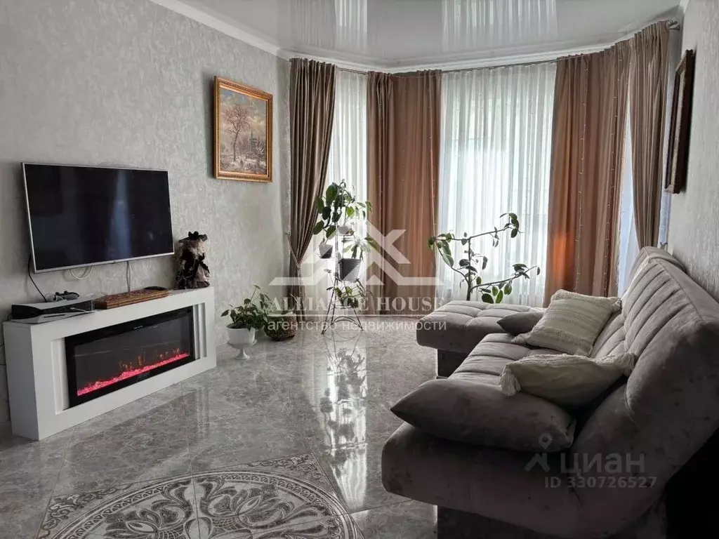 Дом в Татарстан, Казань Салмачи жилмассив, ул. Молодежная (150 м) - Фото 1
