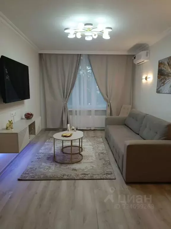 3-к кв. Москва Домодедовская ул., 1К1 (58.1 м) - Фото 1
