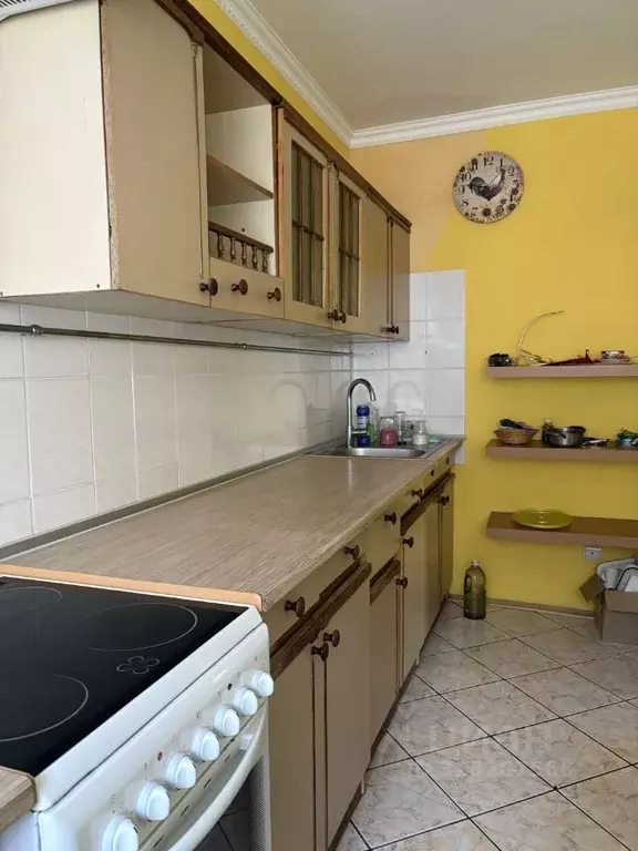 3-к кв. Омская область, Омск ул. Орджоникидзе, 83 (89.5 м) - Фото 0