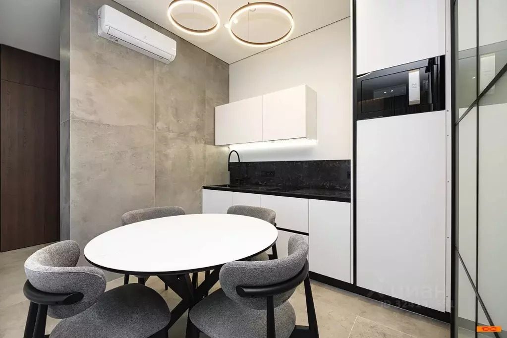 2-к кв. Новосибирская область, Новосибирск ул. Михаила Перевозчикова, ... - Фото 2