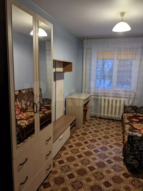 Комната 10 м в 5-к., 1/5 эт. - Фото 1