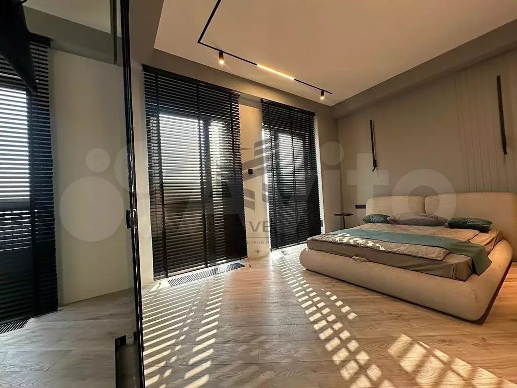 1-к. квартира, 60 м, 10/17 эт. - Фото 1