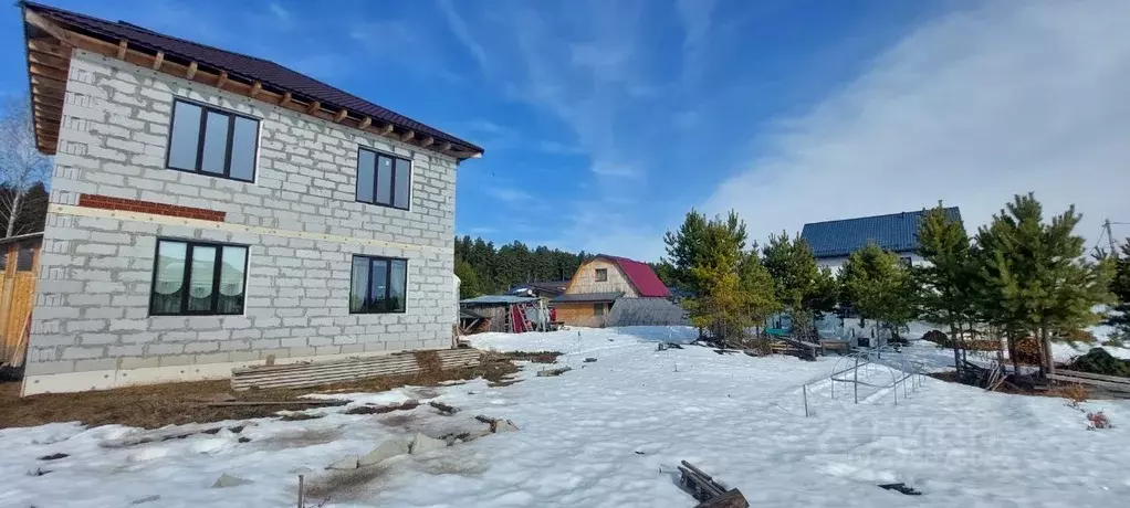 Дом в Свердловская область, Сысертский муниципальный округ, Клевер ДНТ ... - Фото 0